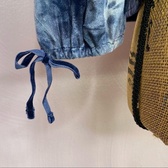 American Eagle Y2k Tie Dye Velvet Off The Shoulder Swing Crop Top Blue Small - Picture 7 of 11